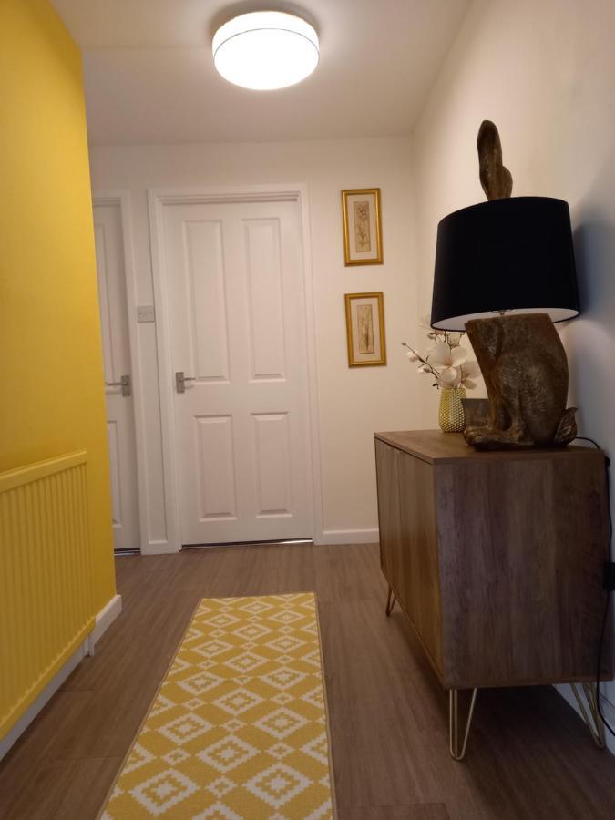 Moore Apartment بورتون أُنذ ووتر المظهر الخارجي الصورة