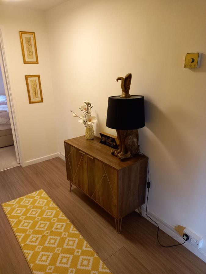 Moore Apartment بورتون أُنذ ووتر المظهر الخارجي الصورة